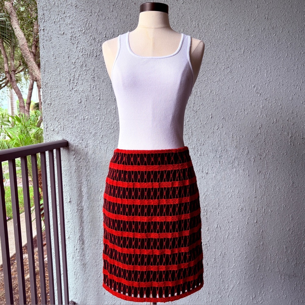 W Worth Black Red Midi Straight Skirt Size 4 Woven Striped Lined Pencil Retro